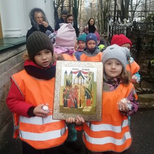 Детское шествие во Храм